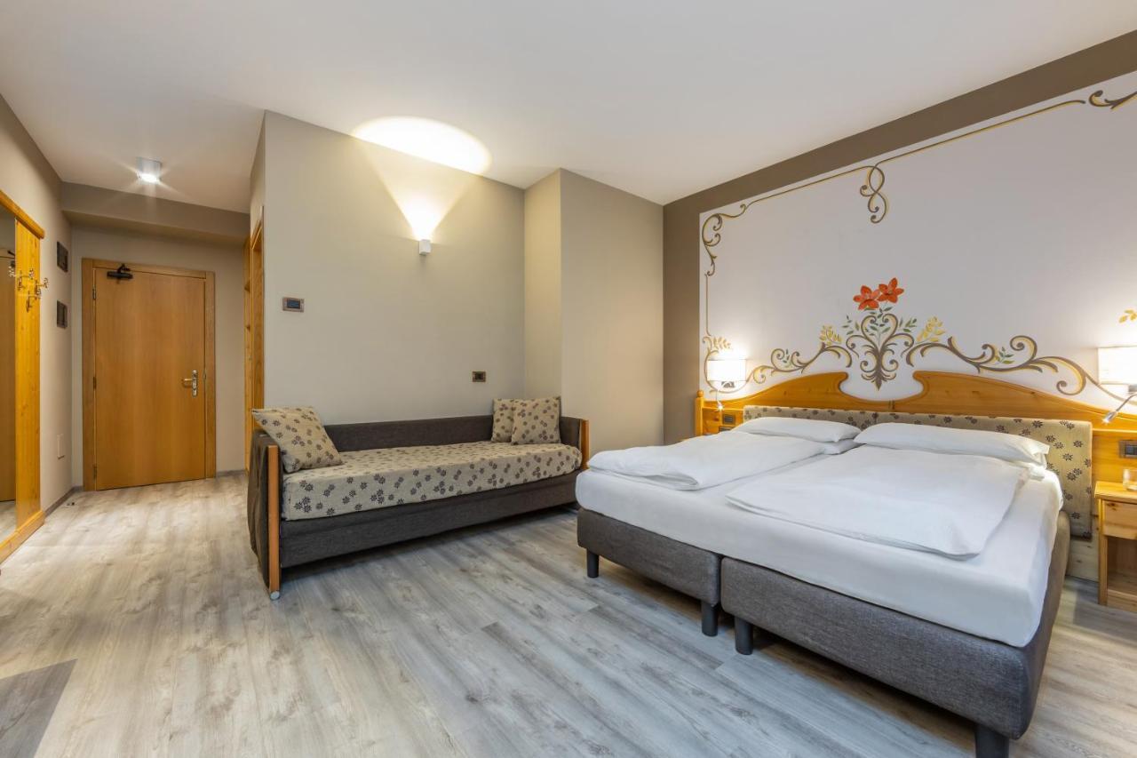 Hotel Vittoria - Ricarica L'Anima Dimaro Exterior foto